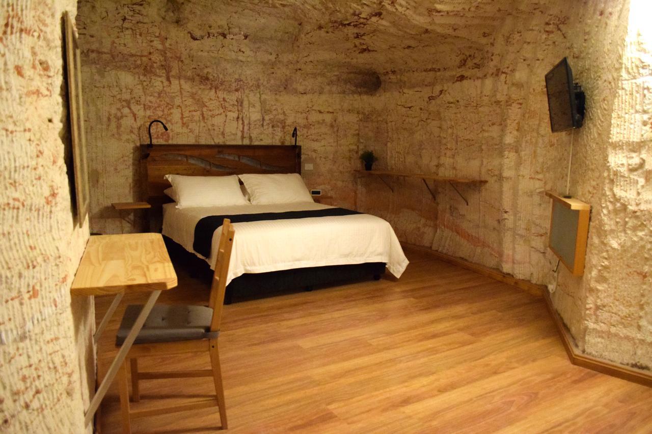 Dug Out B&B Coober Pedy Zewnętrze zdjęcie