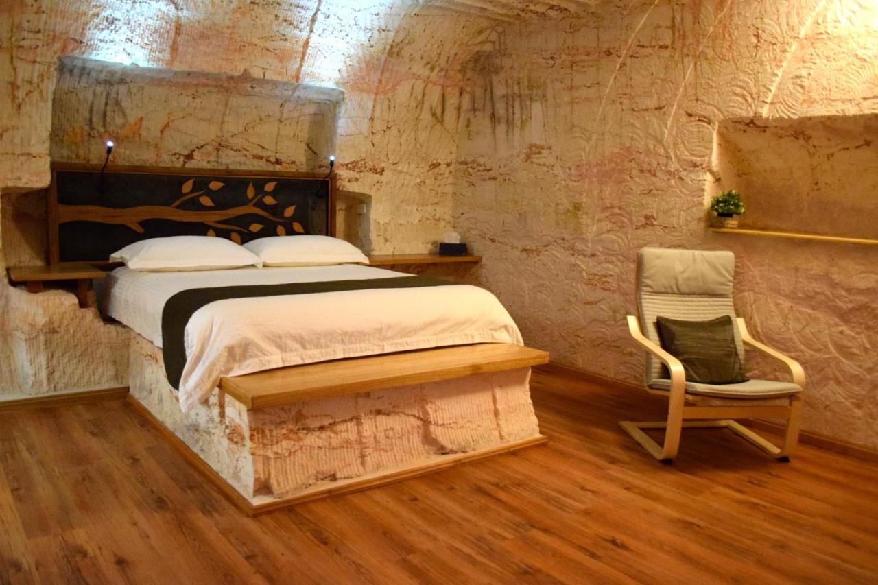 Dug Out B&B Coober Pedy Zewnętrze zdjęcie