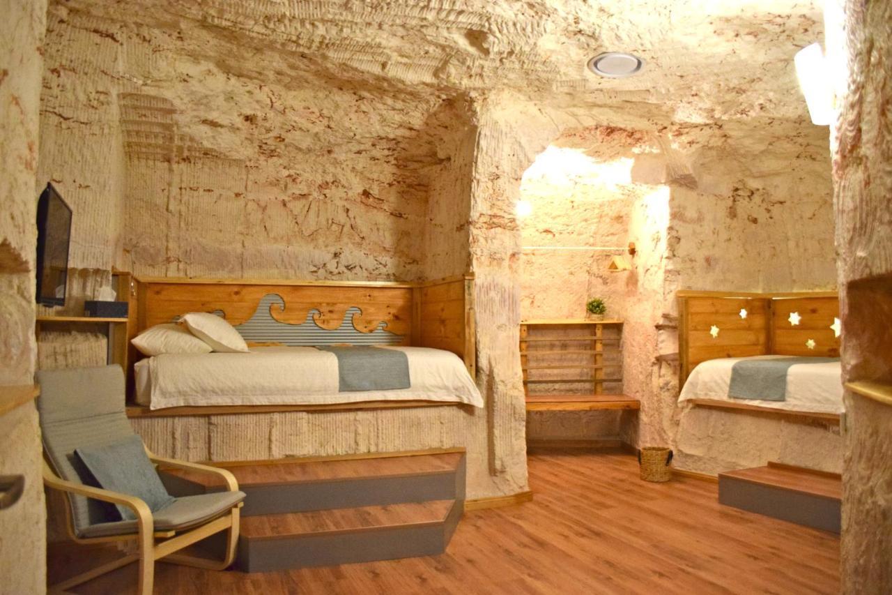 Dug Out B&B Coober Pedy Zewnętrze zdjęcie